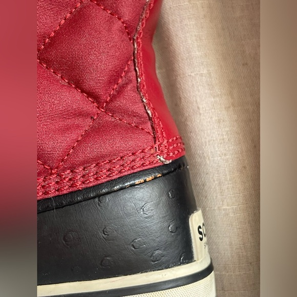 Womens Red Sorel Winter Boots with Faux Fur - Size 7 - Picture 7 of 12